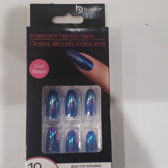 B Color Iridescent Fashion Nails Oval Shape 12 PC - Picture 2 of 2
